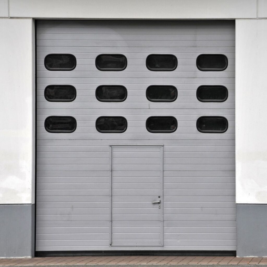 Five Common Issues with Commercial Overhead Doors in Jupiter Coastal Areas